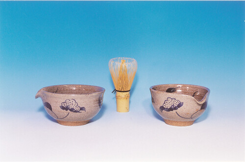 青玉茶碗  |陸羽茶具年表|1991~2000|1998
