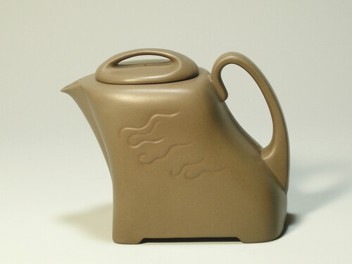 獅子座壺  |陸羽茶具年表|1991~2000|2000