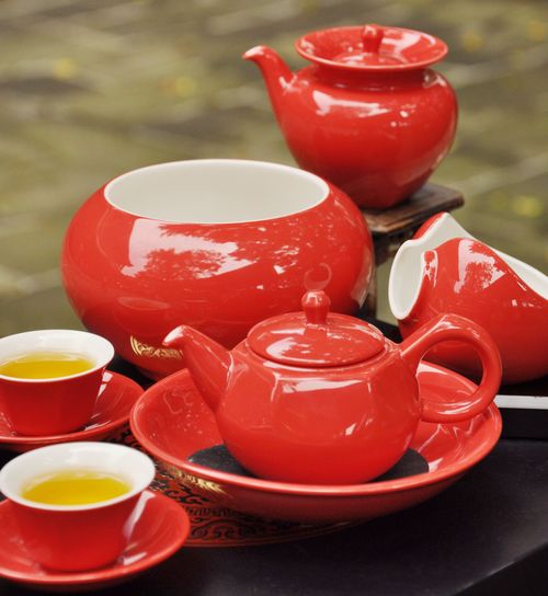 東方紅四時佳興壺組<br>Contented Four Seasons Tea Set  |茶商品|瓷器茶具|壺組